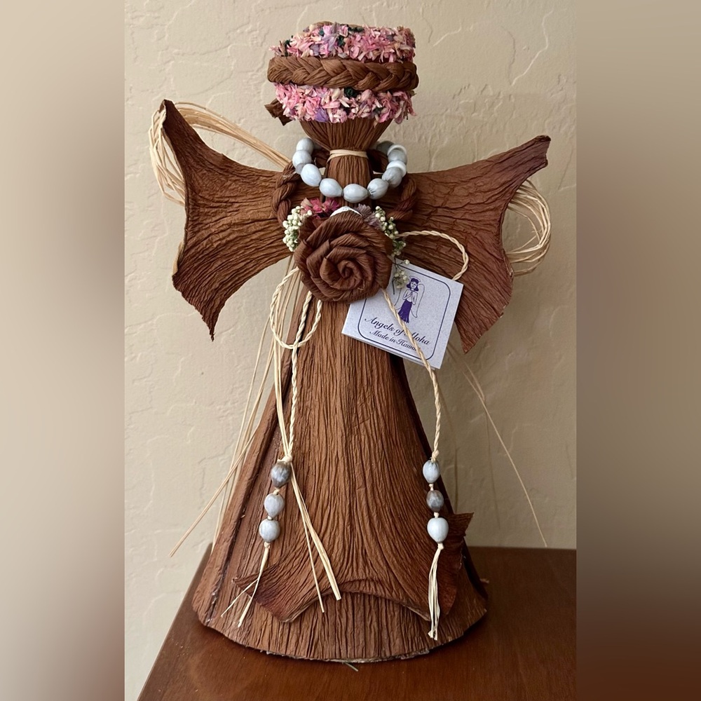 Vintage NWT Handmade in Hawaii Corn Husk Angel Doll. Angels of Aloha